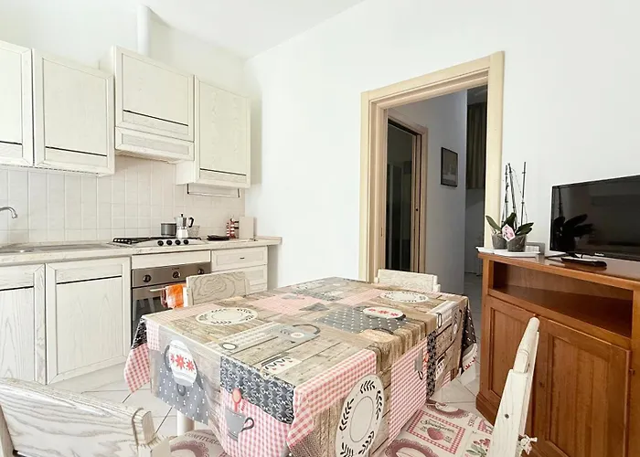 P062 - Porto Recanati, Bilocale A 30mt Dal Mare * Porto Recanati